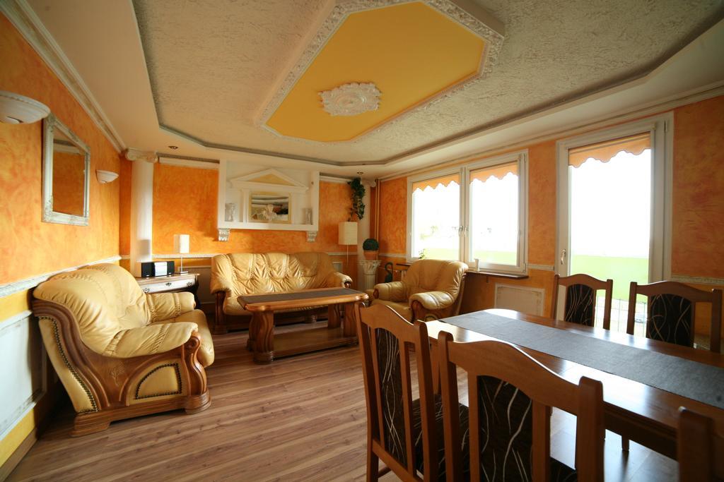 Apartamenty Podzamcze Валбжих Екстер'єр фото